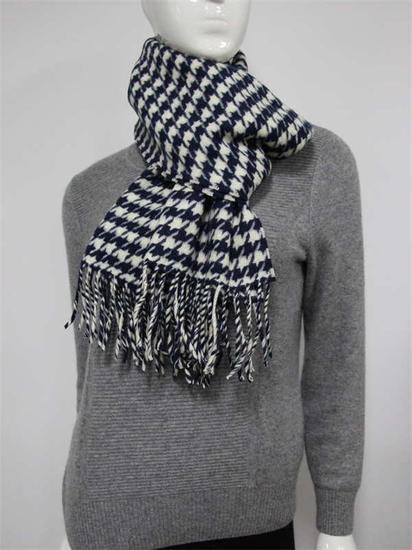 Wool/Cashmere Blend Woven Scarf