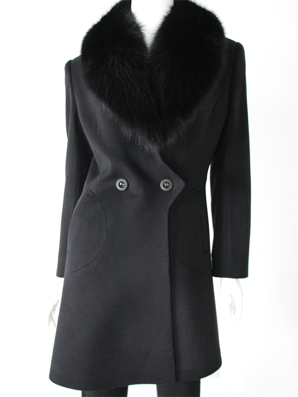Ladies' cashmere coat