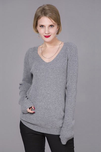 V neck cashmere sweater